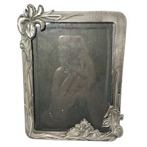 Vintage Metal Orchid Lilly Floral Photo Picture Frame 5 X 7" Indonesia Silver